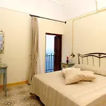 Degli Dei Bed & Breakfast 3*